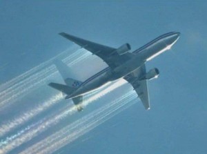 "something" spewing from tanks on jet, but not from the engines.